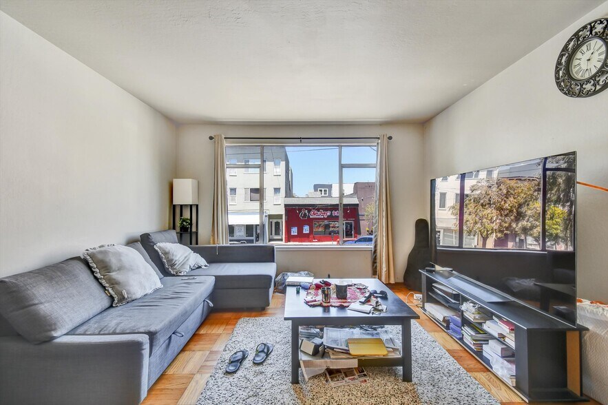 More Photos Of 1827 Clement St, San Francisco Apartments For Sale