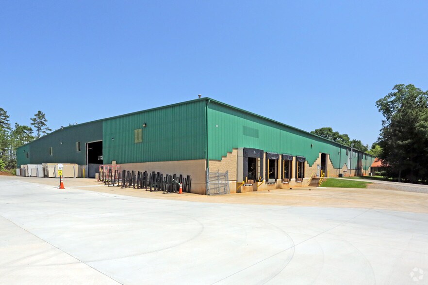 More Photos Of 106 Jeffrey Way, Youngsville Warehouse For Lease