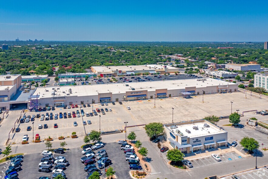 More Photos Of NW Loop 410 @ Blanco Rd, San Antonio Unknown For Lease