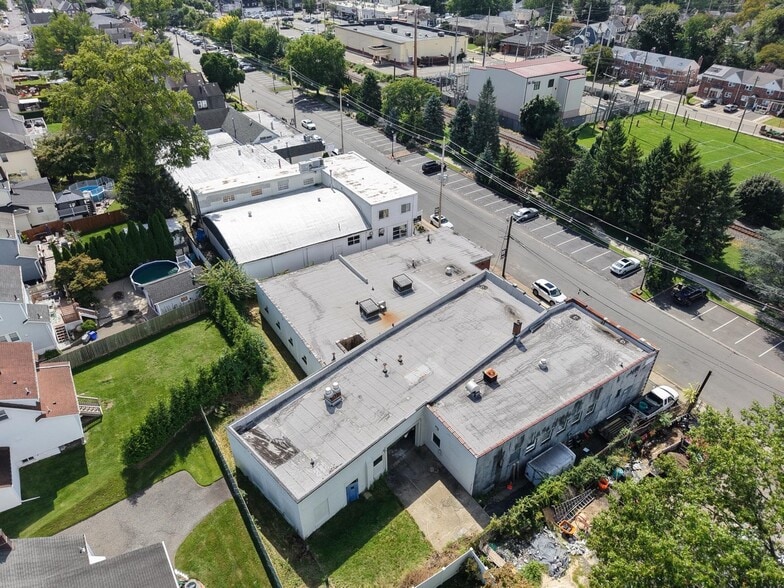 More Photos Of 109 West Shore Ave, Dumont Manufacturing For Sale
