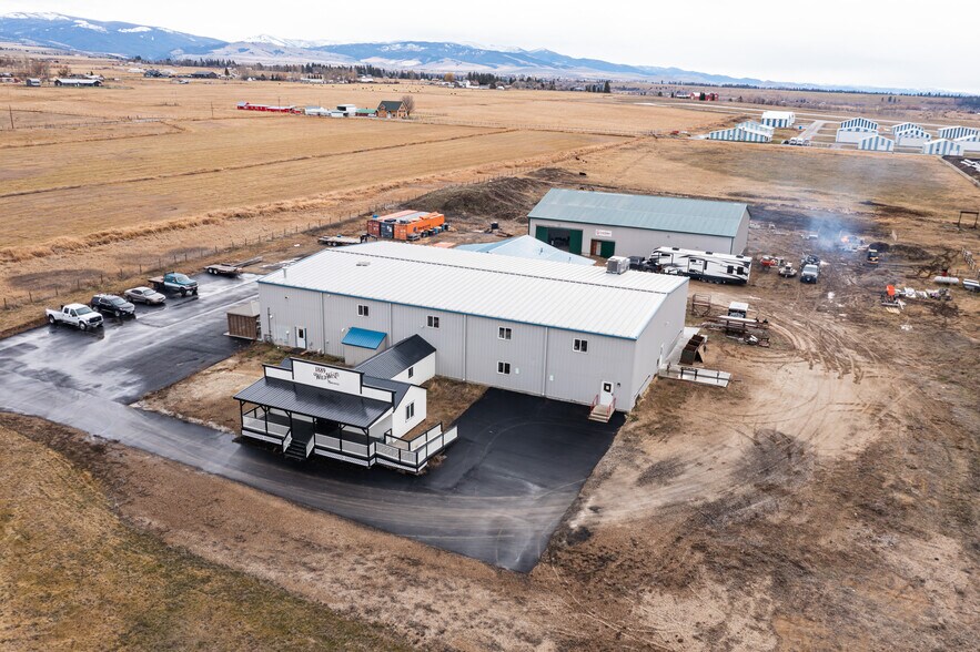 More Photos Of 497 Stevensville Airport Rd, Stevensville Warehouse For Sale