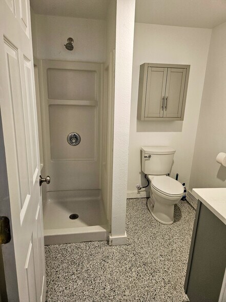 More Photos Of 630 Claride St, Corpus Christi Flex For Sale