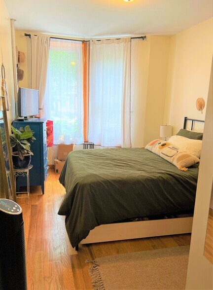 More Photos Of 487 Prospect Pl, Brooklyn Multifamily For Sale