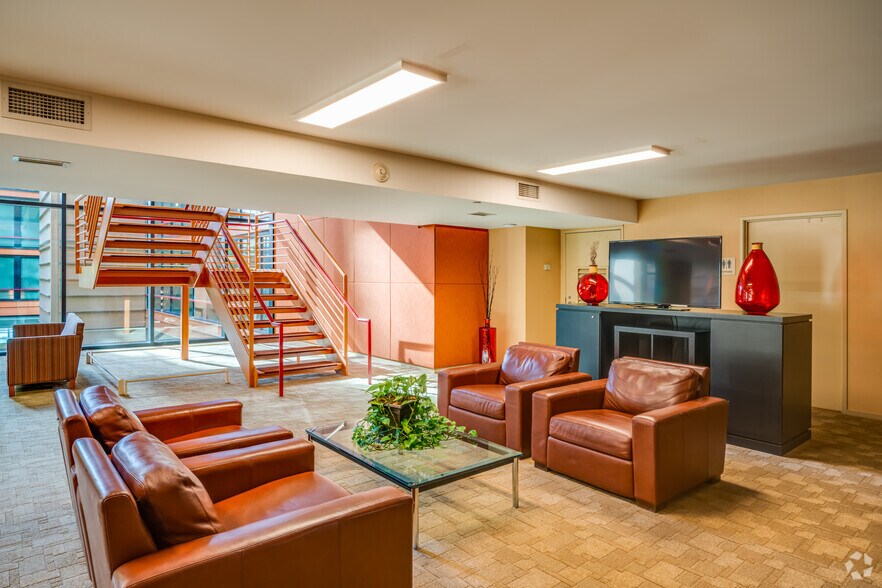 More Photos Of 4808 N 24th St, Phoenix Apartments For Sale