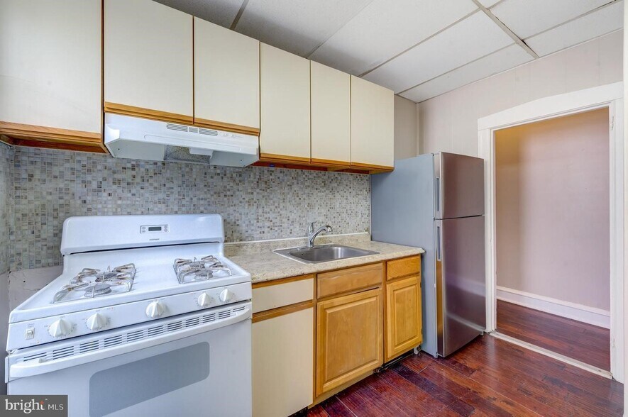 More Photos Of 156 Chestnut Ave, Oaklyn Apartments For Sale