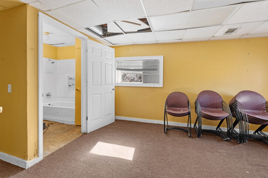 More Photos Of 1105 Brewers Bridge Rd, Elberton Specialty For Sale