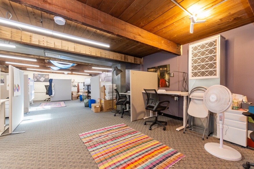 More Photos Of 10-12 Park St, Winchester Flex For Lease