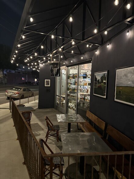 More Photos Of 5135 W Adams Blvd, Los Angeles Apartments For Lease