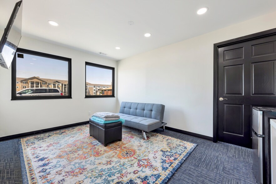 More Photos Of 3910 S Old Highway 94, Saint Charles Office For Sale