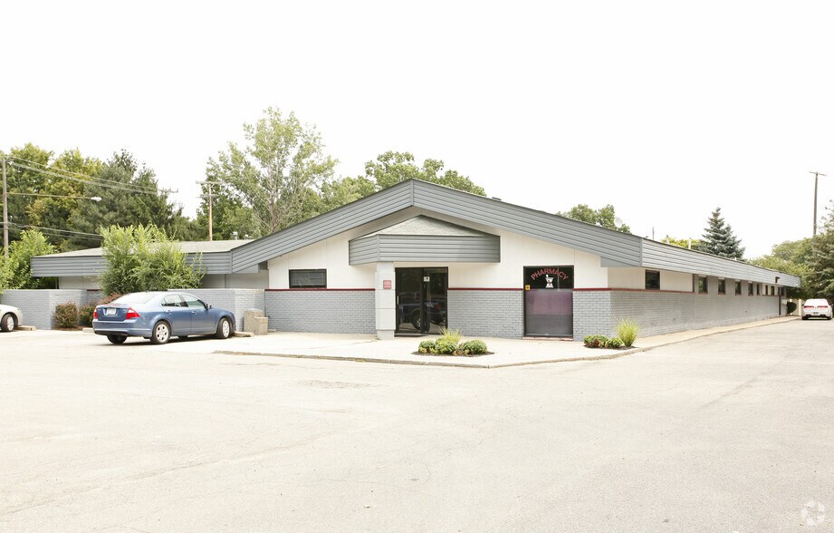 Primary Photo Of 6149 N Wayne Rd, Westland Office For Sale