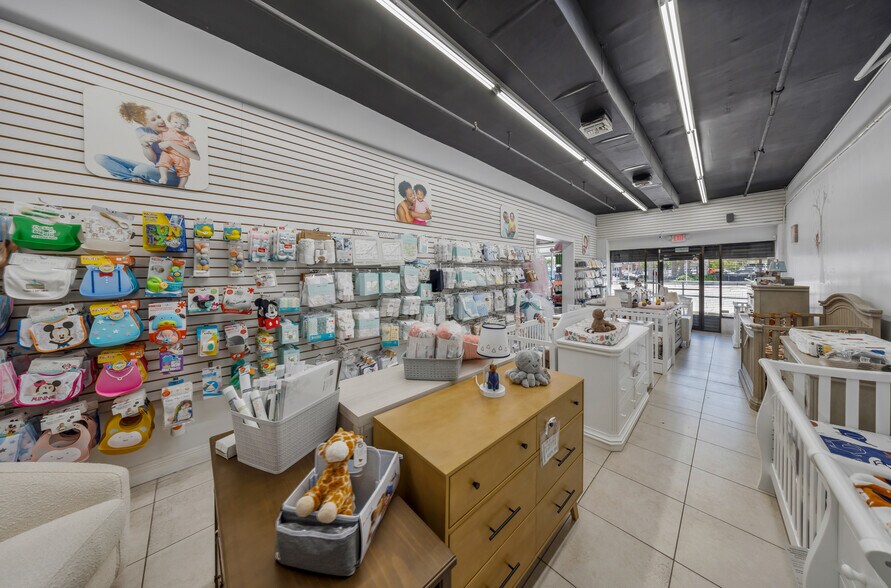 More Photos Of 1201-1223 W Flagler St, Miami Apartments For Lease
