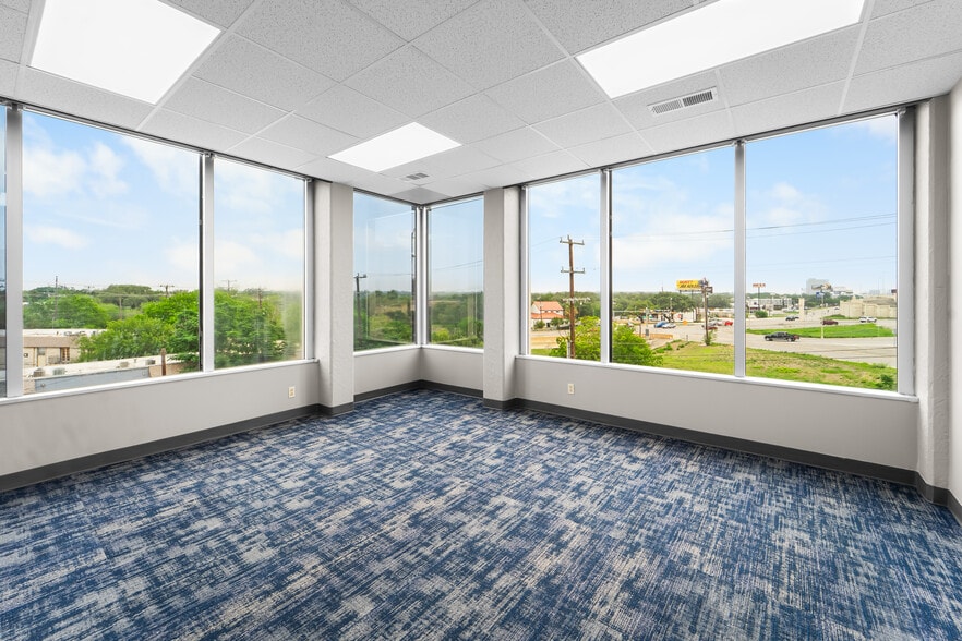 More Photos Of 1800 NE Loop 410, San Antonio Unknown For Lease