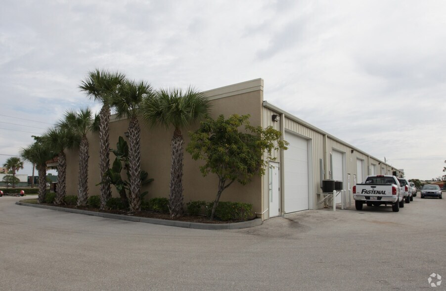 More Photos Of 7600 Alico Rd, Fort Myers Service For Lease