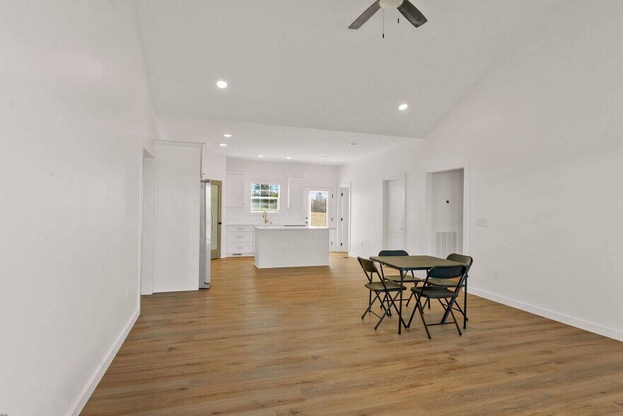 More Photos Of , Lafayette Specialty For Sale