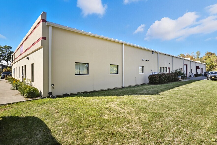 More Photos Of 6280 State Route 96, Farmington Manufacturing For Lease