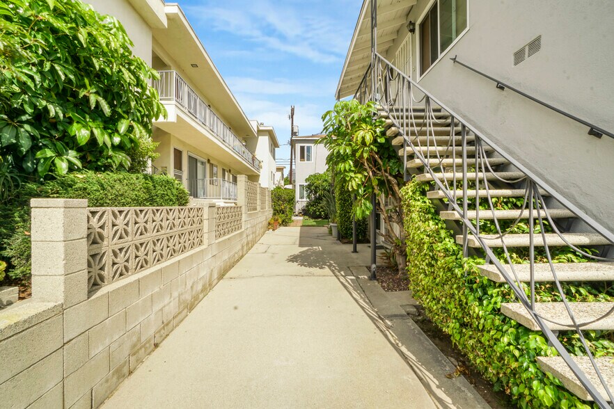More Photos Of 1246 S Saltair Ave, Los Angeles Apartments For Sale