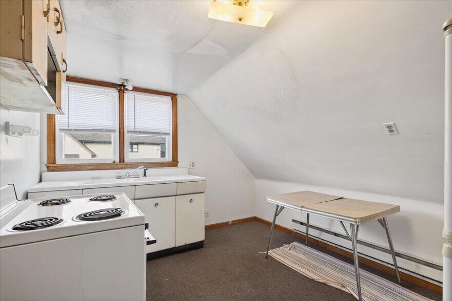 More Photos Of , Spencer Specialty For Sale