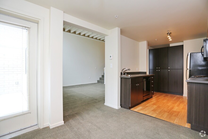 More Photos Of 2230 NW 57th St, Seattle Apartments For Lease