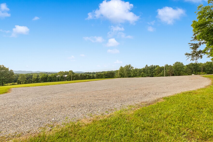 More Photos Of 1049 Oregon Rd, Lascassas Specialty For Sale