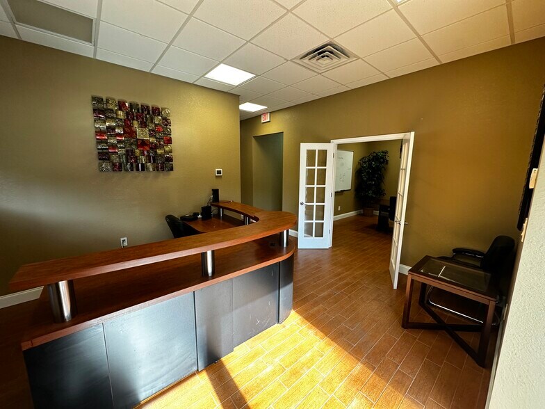 More Photos Of 2303 58th Ave E, Bradenton Light Manufacturing For Lease