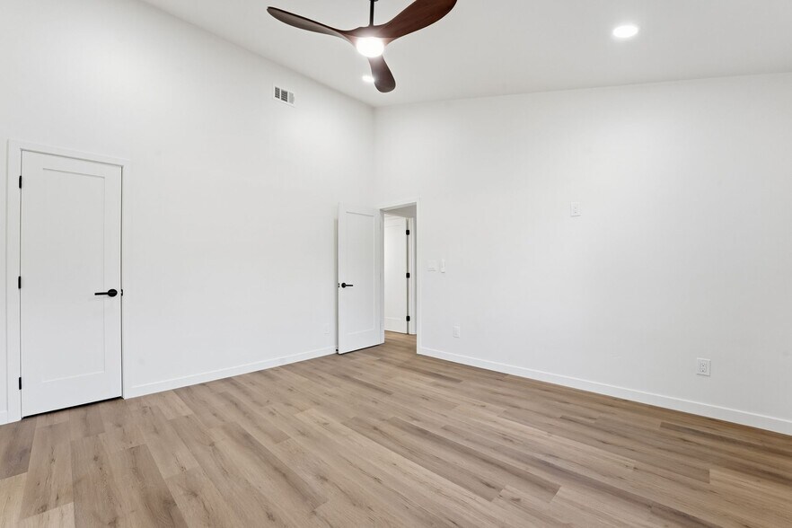 More Photos Of 5067 Alumni Pl, San Diego Multifamily For Sale