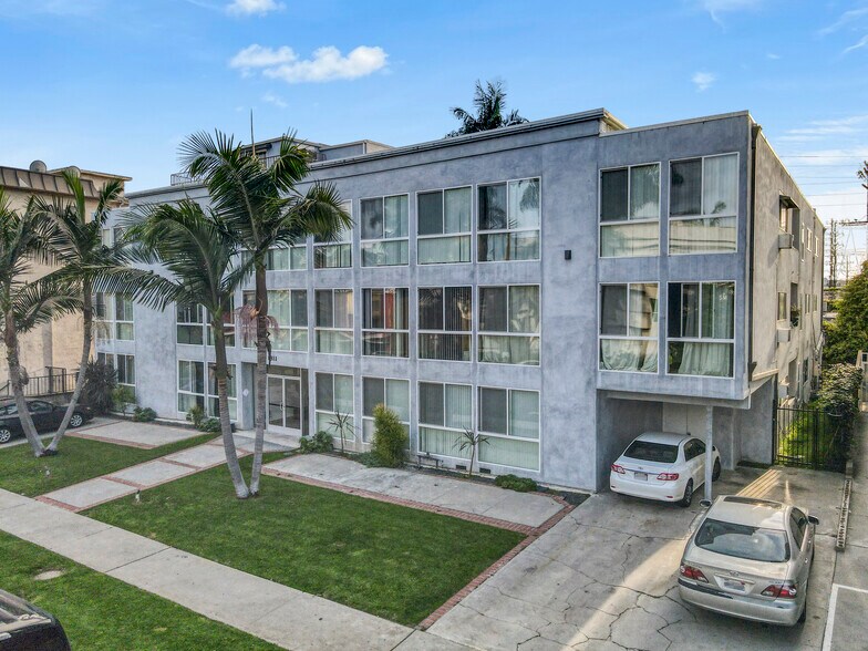 More Photos Of 1811 S Bentley Ave, Los Angeles Apartments For Sale