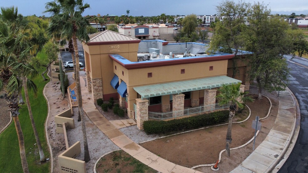 Primary Photo Of 920 S Gilbert Rd, Gilbert Restaurant For Sale