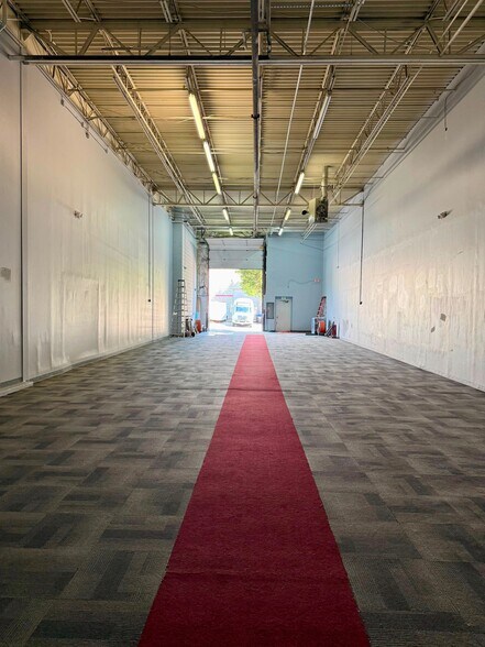 More Photos Of 8390 Terminal Rd, Lorton Flex For Lease