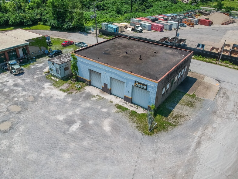 More Photos Of 98 Sproul St, McKees Rocks Truck Terminal For Sale