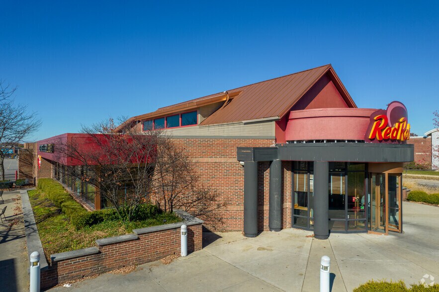 More Photos Of 3977 Morse Crossing, Columbus Restaurant For Lease