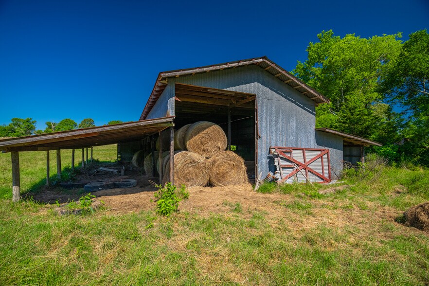 More Photos Of County Road 2592, Marietta Land For Sale