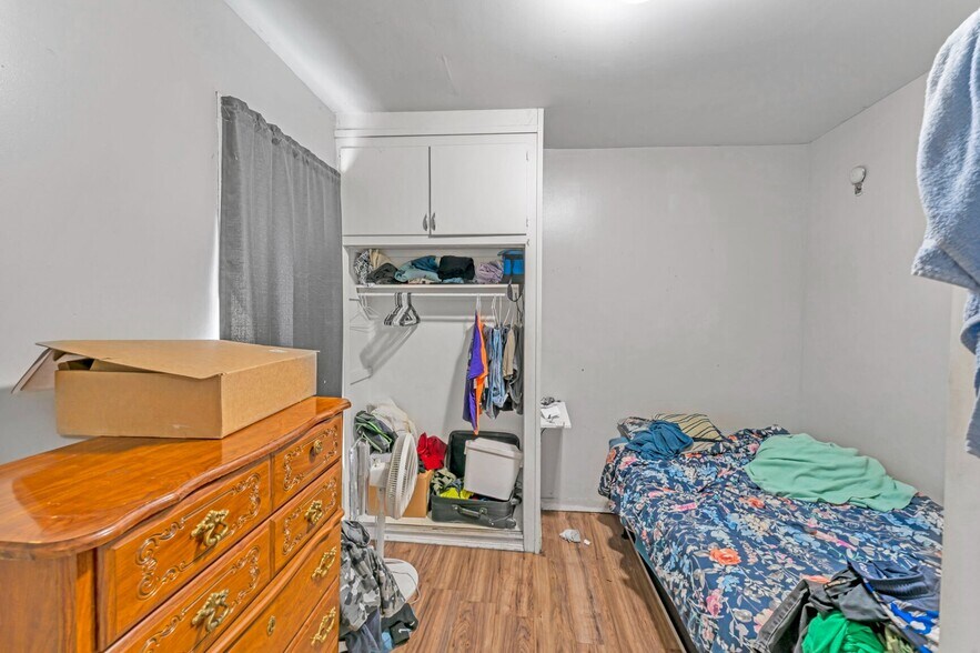 More Photos Of 91 Main St, Oneonta Apartments For Sale