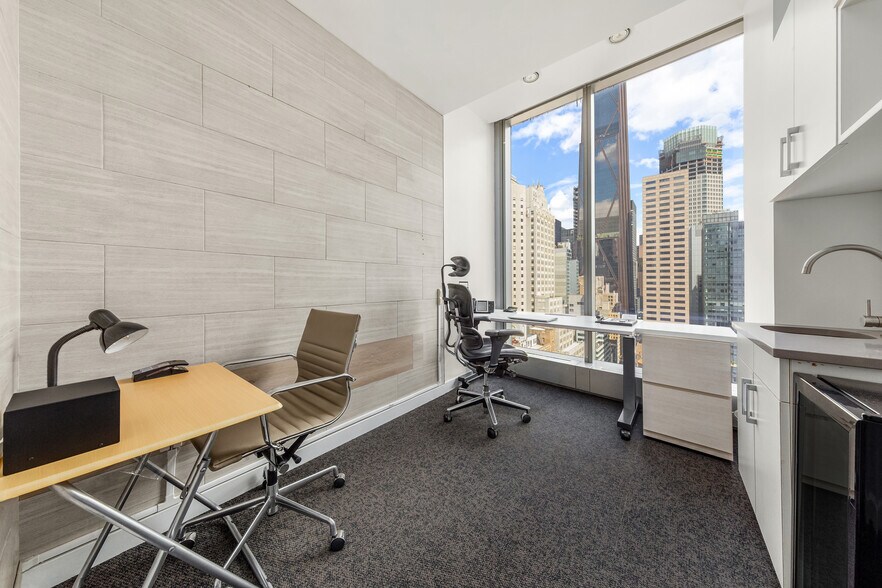 More Photos Of 50 W 47th St, New York Office Residential For Sale