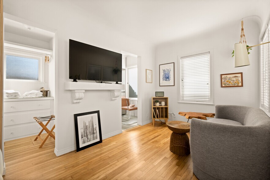 More Photos Of 1525-1537 Union St, San Diego Apartments For Sale