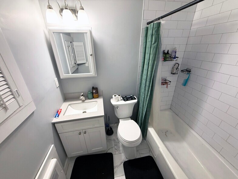 More Photos Of 25-27 West St, West Bridgewater Apartments For Sale