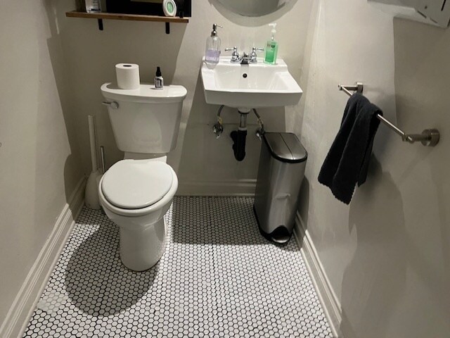 More Photos Of 6033 Washington Blvd, Culver City Storefront For Lease