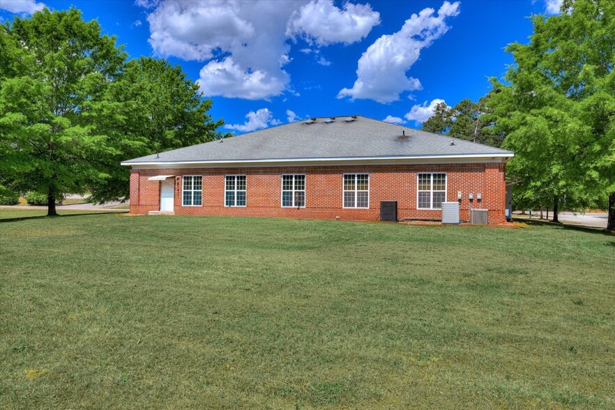 More Photos Of 1466 Columbia Hwy N, Aiken Medical For Sale