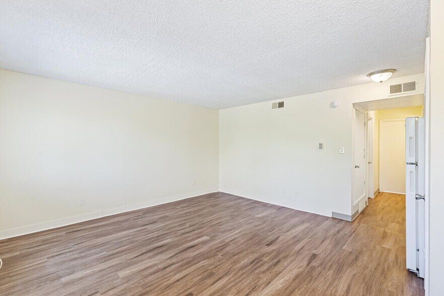 More Photos Of 1380 W Mississippi Ave, Denver Apartments For Sale
