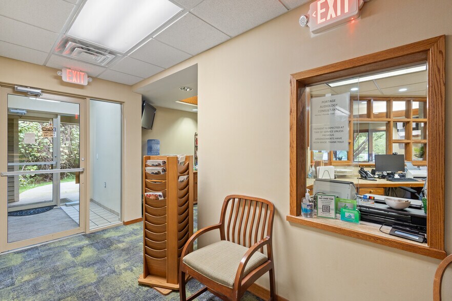More Photos Of 3850 Glenkerry Ct, Portage Medical For Sale