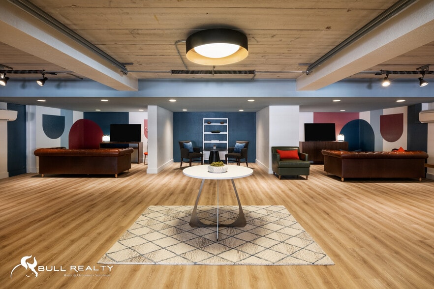 More Photos Of 1508 Texas Ave S, College Station Hotel For Sale