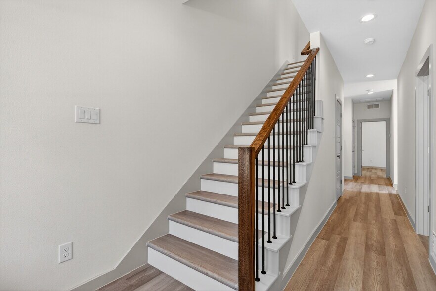 More Photos Of 3133 Cockrell Ave, Fort Worth Apartments For Sale