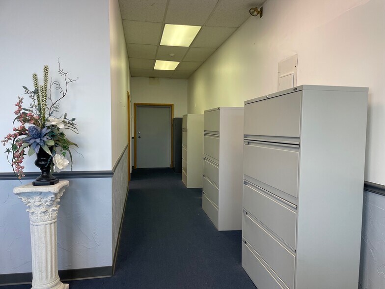 More Photos Of 1751 Lincoln Hwy, North Versailles Office For Lease