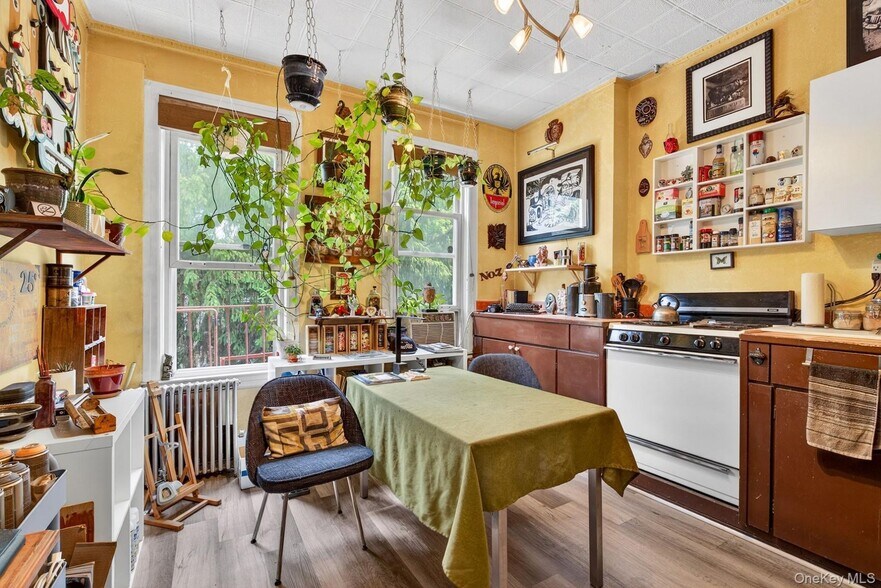More Photos Of 34 Sutton St, Brooklyn Apartments For Sale