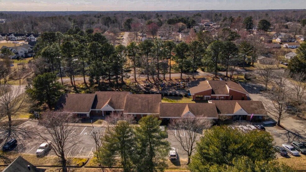 More Photos Of 151 Kristiansand Dr, Williamsburg Office For Lease
