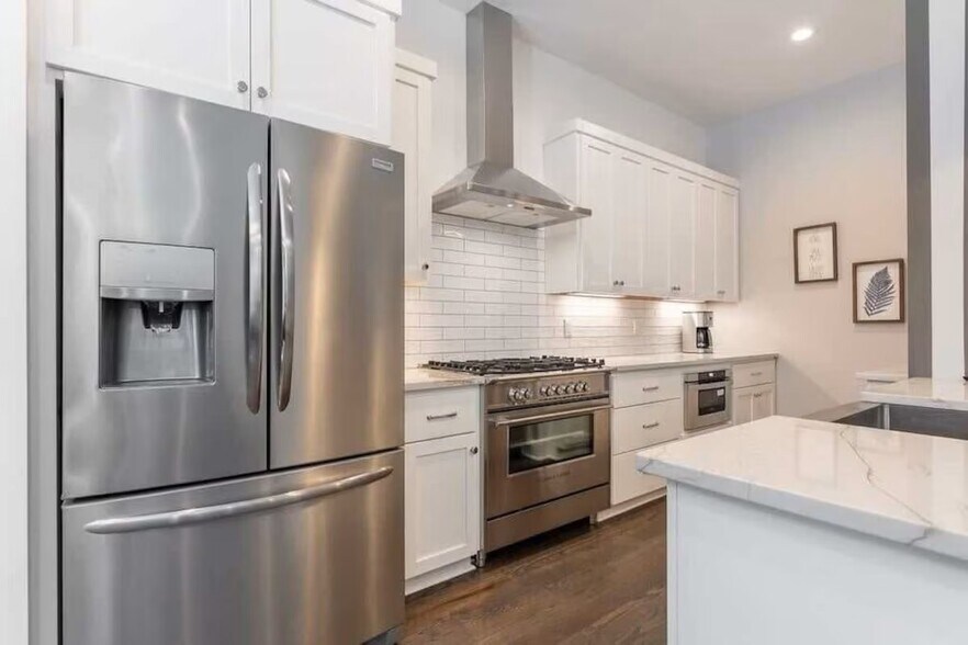 More Photos Of 3206 West End Cir, Nashville Apartments For Sale