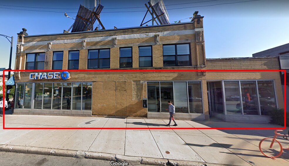 More Photos Of 3948-3954 N Sheridan Rd, Chicago Bank For Lease