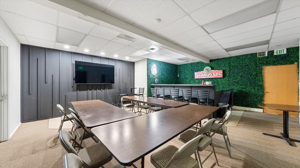 More Photos Of 121 Naches ave, Selah Storefront For Sale