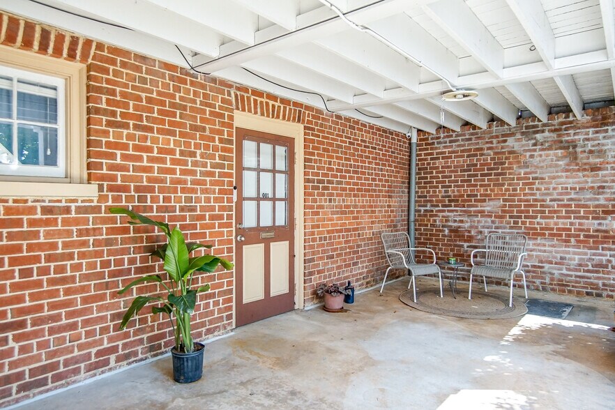 More Photos Of 480 E Broad St, Athens Apartments For Sale