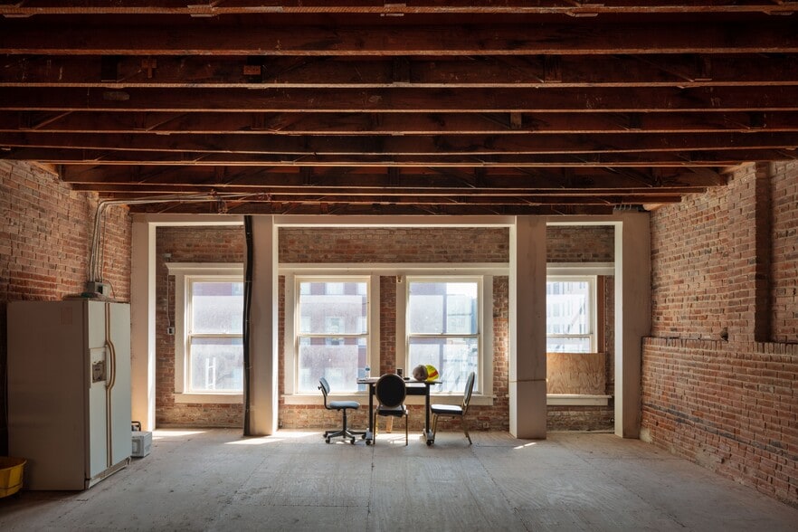 More Photos Of 762-764 5th Ave, San Diego Storefront Retail Residential For Sale