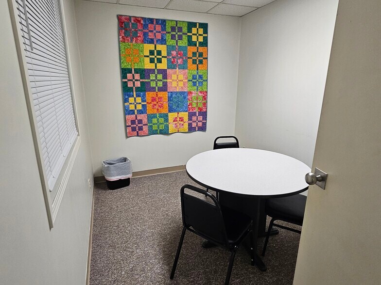 More Photos Of 97 S 4th St, Ishpeming Office For Lease